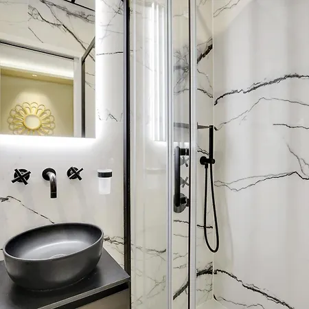 Pick A Flat's In Champs-elysées - Rue Marbeuf Appartamento *